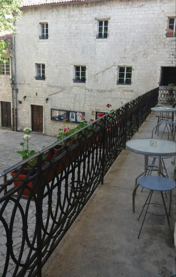 Guesthouse Nikoleta Κότορ Εξωτερικό φωτογραφία