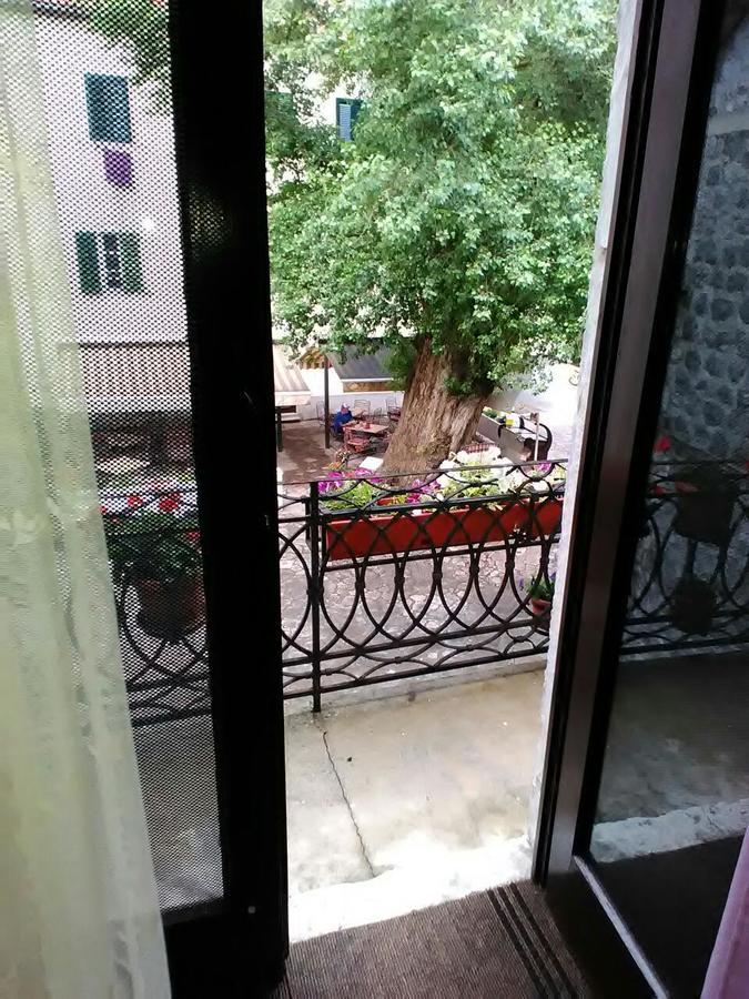 Guesthouse Nikoleta Κότορ Εξωτερικό φωτογραφία